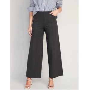 NWT Old Navy High-Waisted Pull-On Pixie Wide-Leg Pants Size S